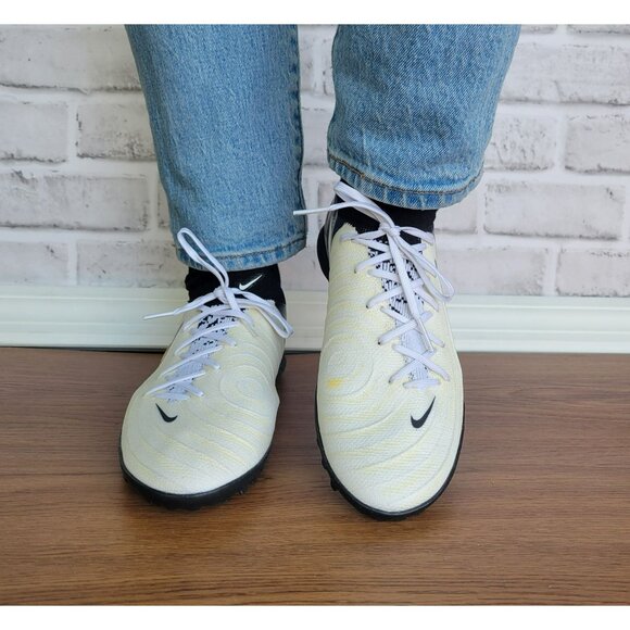 ✨Nike Phantom GX 2 Pro Turf Low Sz 6.5 Men's Soccer Shoes Black White FJ2583-100 - Picture 2 of 11